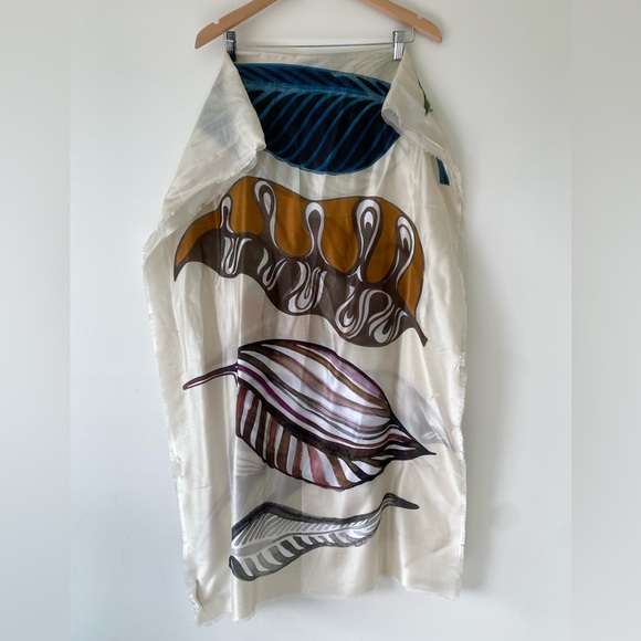 Silk scarf in leaf print - Picture 2 of 6